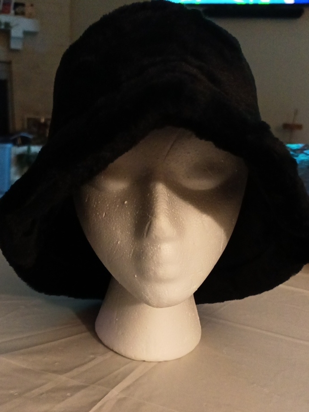 Bfons black faux fur women's hat